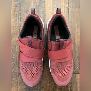 Women’s Tiem Cycling Shoes Size 10 Merlot Burgundy Clip In
